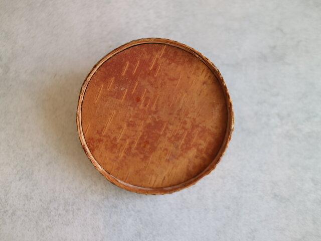 白樺のヴィンテージキャニスター / 蓋付き / 木箱 No.5394 | iichi