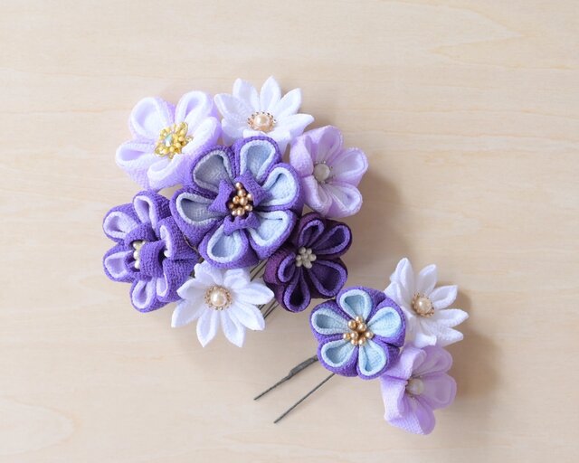 つまみ細工 髪飾り 916315v バイオレット 紫 菊 花びら シルク ちりめん 成人式 振袖 髪飾り 卒業式 袴 髪飾り 結婚式 和服 和装 着物 浴衣 つまみ細工＊髪飾り（紫） | iichi 日々の暮らしを心地よくする
