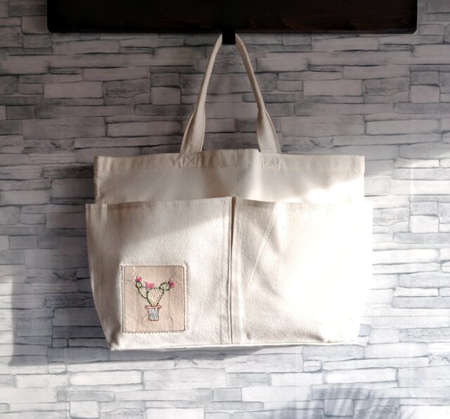 サボテンの刺繍 ボストンバッグ 横長トートバッグ ボストン