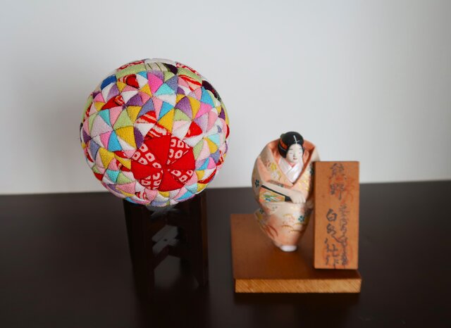はまみ⭐︎木目込み　手まり　ハンドメイド 簡単手芸⁂ 飾り手毬 木目込みちりめん細工 作り方 How to make