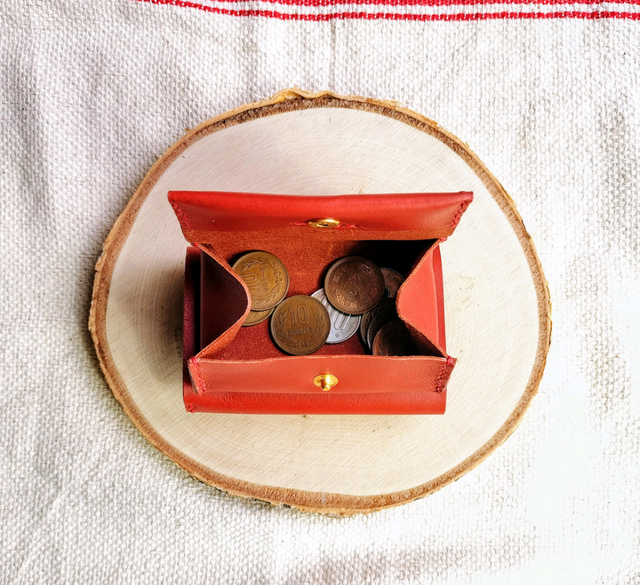 イタリアンレザー】身軽にキマる♪手縫いの三つ折り財布（革/ミニ財布