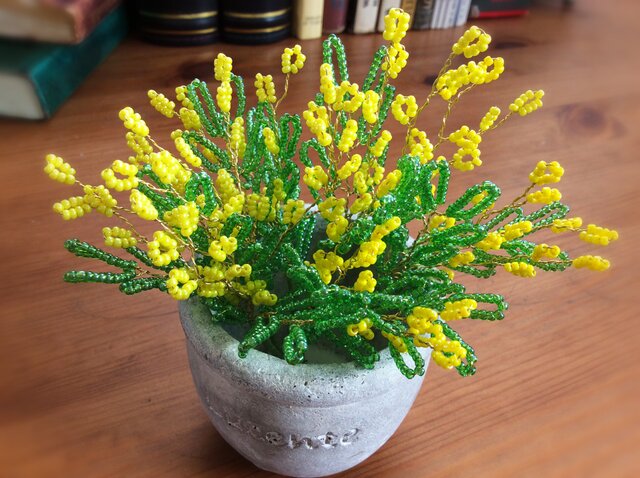 ビーズフラワーキット ミモザ ※花器は含みません 「大きな文字と写真で