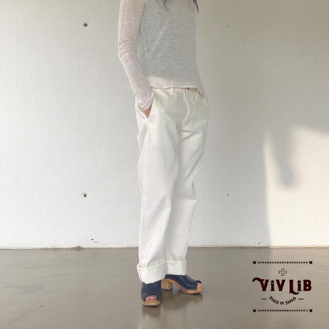 チノフィットセルビッチデニムパンツ〈定番ライン〉/ホワイトデニム 