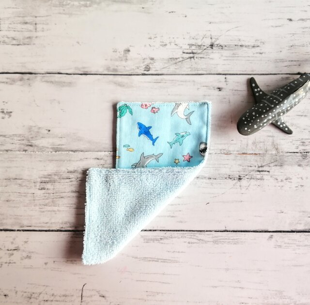 サメの仲間たち ガーゼハンカチ ハンカチタオル 小さい ミニ ハーフ