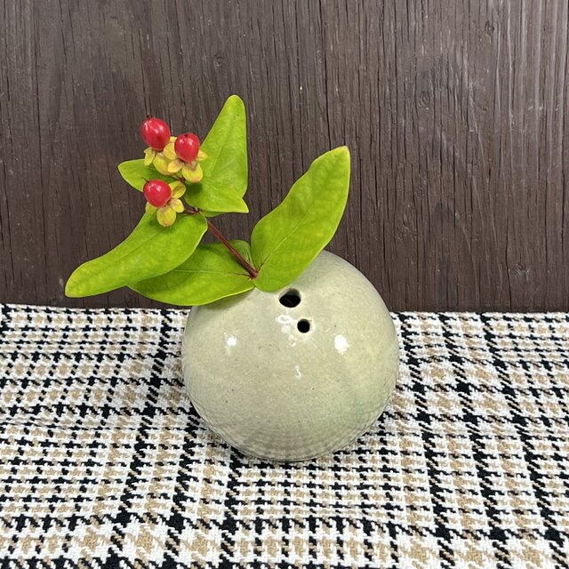 陶器 ミニ一輪挿し 球型　青灰【240608】