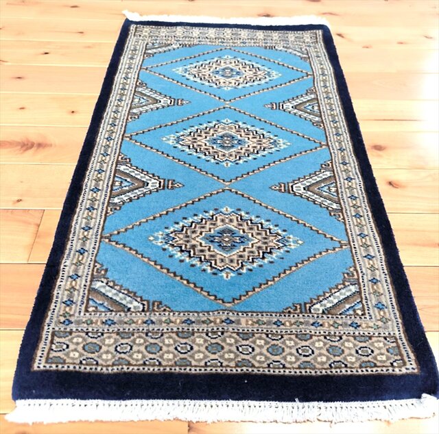 パキスタン最高級カーペット/サイズ:250x250cm….    ..M1。 パキスタン最高級カーペット/サイズ:250x250cm…. ..M1。-通販