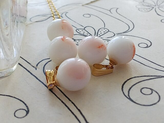 ヴィンテージ ティントCoral／White(ヒートン) 珊瑚のような
