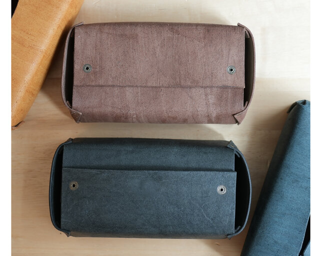 送料無料】栃木レザーの床革ティッシュケース 黒革 一枚革 ※外箱が無い