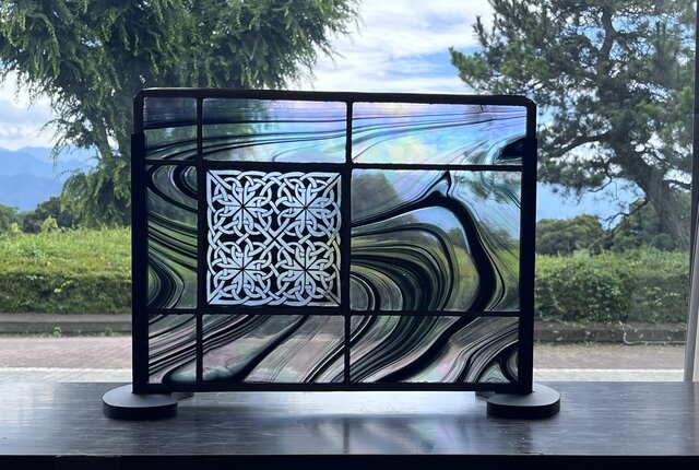 絵付けステンドグラス 時の魔法 | iichi 日々の暮らしを心地よくする