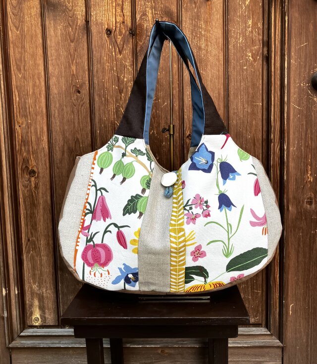 ☆sale  ふっくらグラニーバッグ　北欧の草花