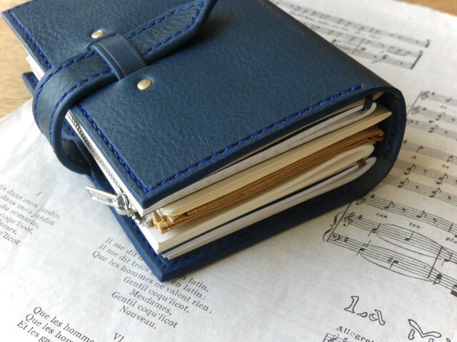 トラベラーズノートカバー／パスポートサイズ／革／青 | iichi 日々の