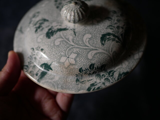 クレイユモントロー すずらん ミュゲ 蓋 ブロカントのある暮らし