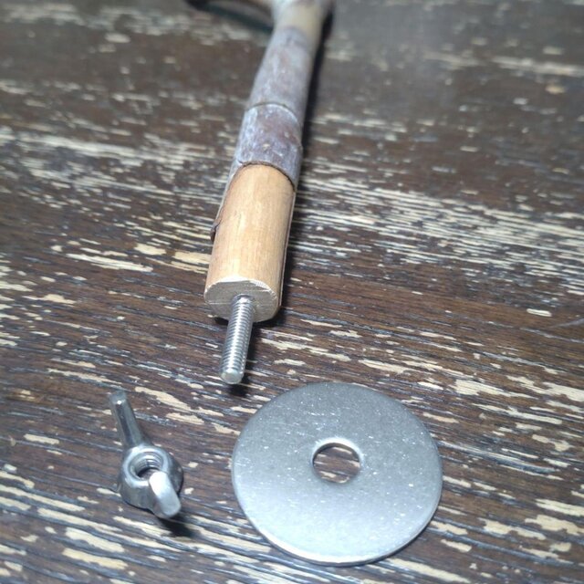 止まり木（枝：TOY-08-015）T552 | iichi 日々の暮らしを心地よくする