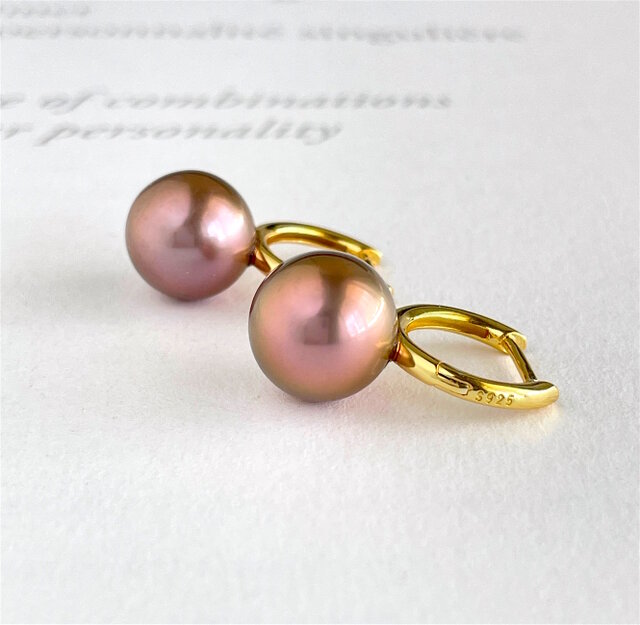 天然淡水真珠 ルベルパール アボカド色のピアス (11.1mm) | iichi 日々