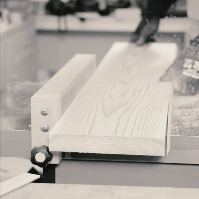 状態良好 CONDE HOUSE キッチンワゴン ナラ材 ボトルホルダー付き 状態良好 CONDE HOUSE キッチンワゴン ナラ材 ボトルホルダー付き