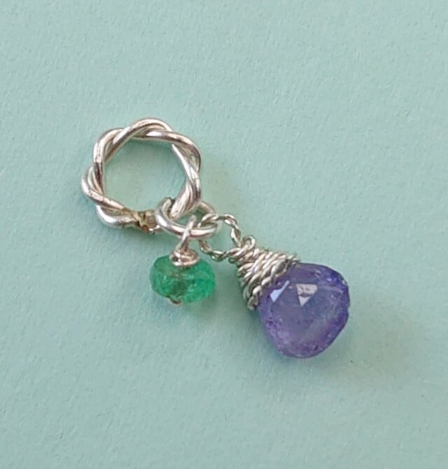 タンザナイト＆エメラルドのペンダントトップ