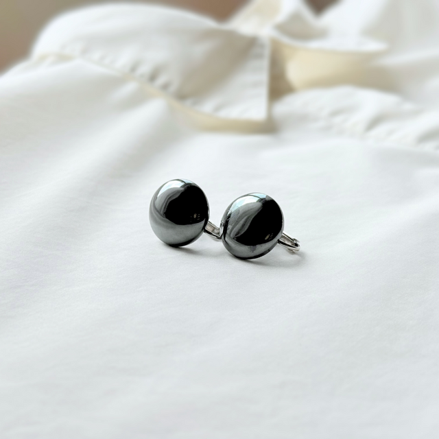 20mm 大ぶり ヘマタイト/赤鉄鉱  RHP 天然石イヤリング - Button -gray-