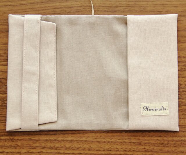 ♡REI☆ちゃん ブックカバー リアル 犬 猫 刺繍 ワンポイント 本革 ブックカバー 新書サイズ