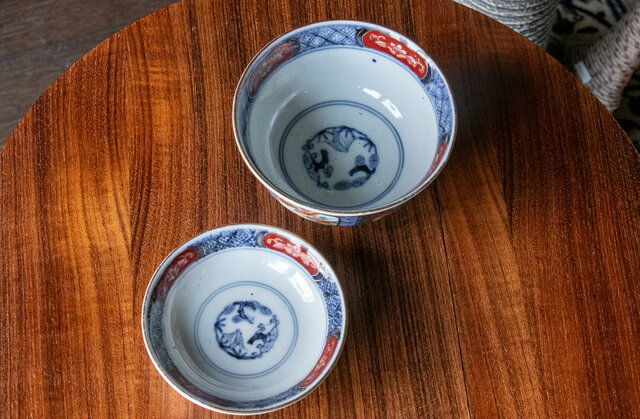 古伊万里 染錦 花鳥文 蓋茶碗 明治時代 D606 | iichi 日々の暮らしを心地よくするハンドメイドやアンティークのマーケットプレイス