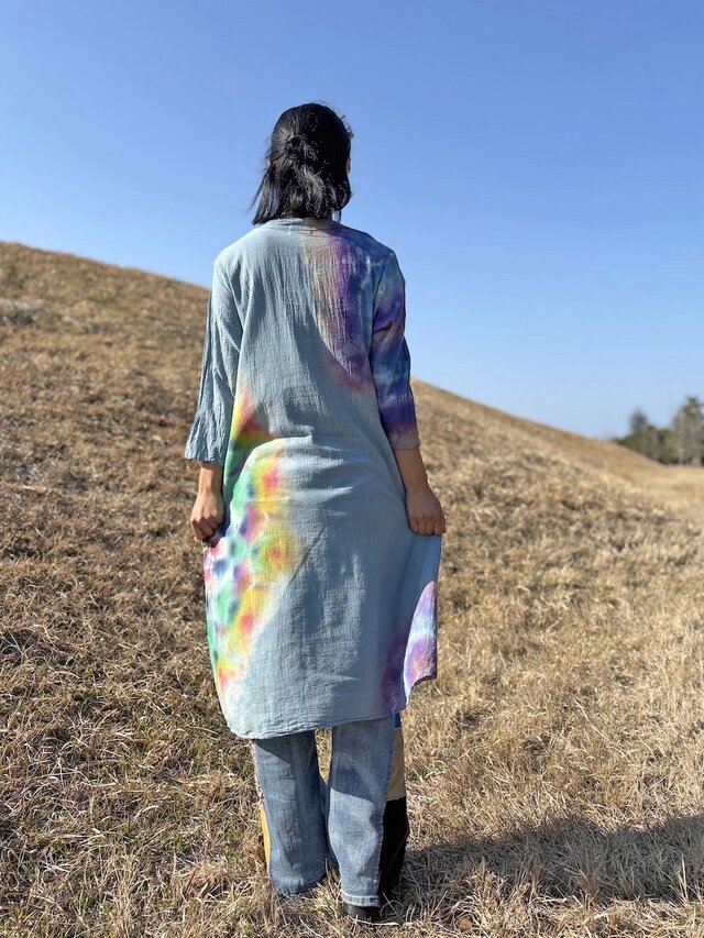 タイダイ染め ロングワンピース 薄水色（うすみずいろ） 華やかなで