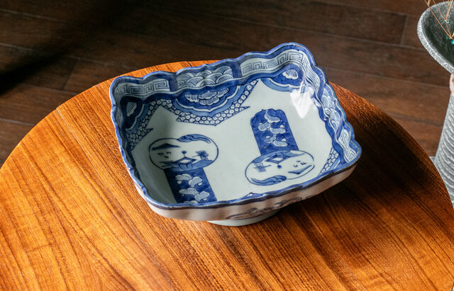 古伊万里 染付 山水文 輪花角鉢 江戸後期 D772 | iichi 日々の