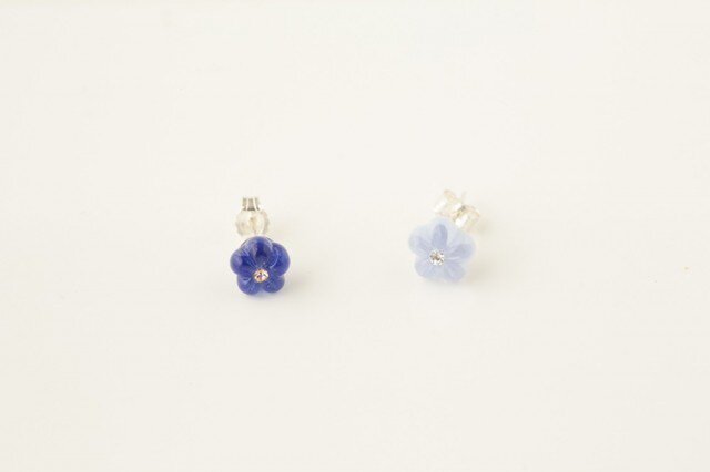 一つ花ピアス ブルー(シルバー925)の画像1枚目