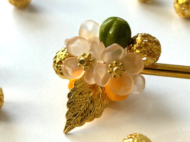 訳あり・アウトレット品】かんざし 金木犀の様なクリーム色の半