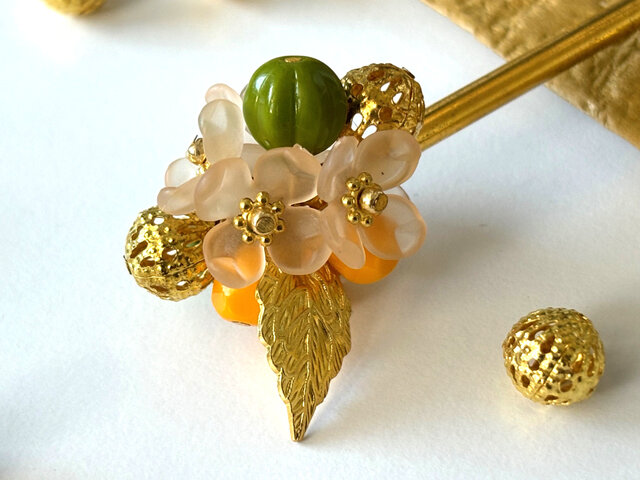 訳あり・アウトレット品】かんざし 金木犀の様なクリーム色の半