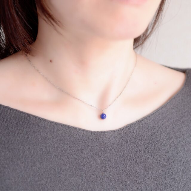 ラピスラズリ　ネックレス　約50cm 直径約1cm 天然ラピスラズリネックレス☆ 原石から磨いた1点もの