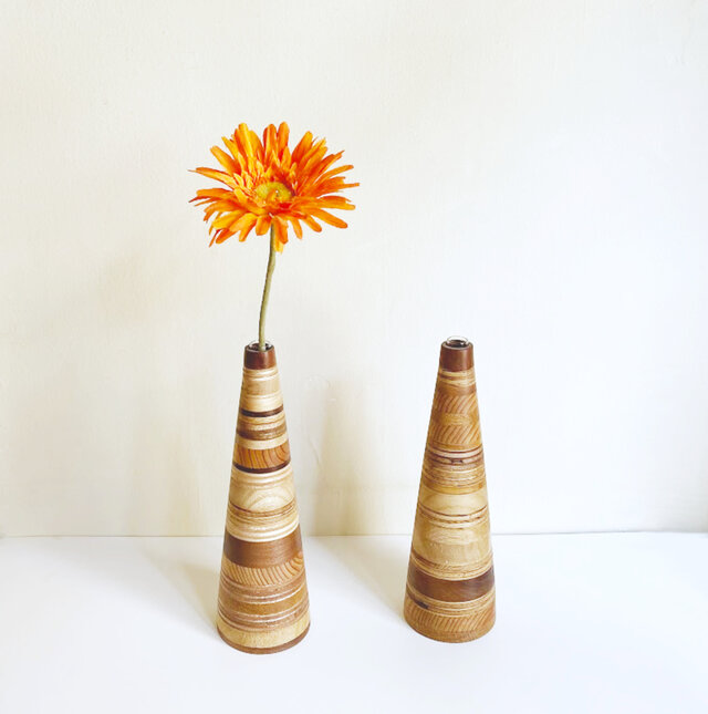 Layer vase 積層材の一輪挿し | iichi 日々の暮らしを心地よくする