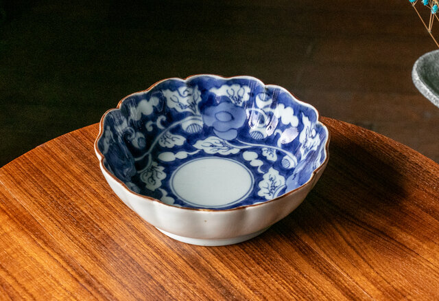 皿　2枚　染付　江戸　草花文様　古伊万里　取り皿　訳あり 皿 2枚 染付 江戸 草花文様 古伊万里 取り皿 訳あり 皿 2