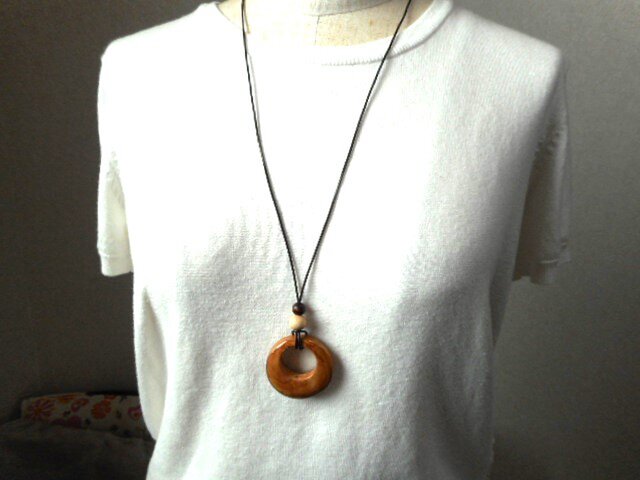木のネックレス 屋久杉 輪っかロングネックレス | iichi 日々の暮らし