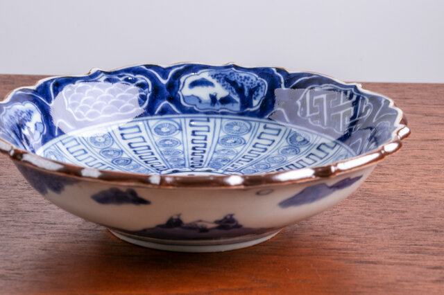 古伊万里 染付 幾何学人物文 平鉢 江戸後期 | iichi 日々の暮らしを