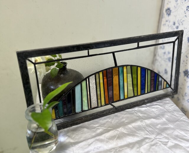 ステンドグラスパネル アーチカラフル | iichi 日々の暮らしを心地よく