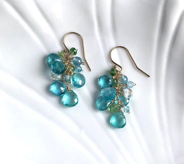 14kgf〉カプリ島の海のピアス | iichi 日々の暮らしを心地よく