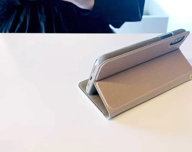 喫茶店のクリームソーダ iPhone15ケース 手帳型 スマホケース | iichi