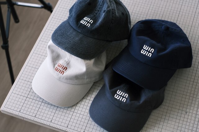 winwin刺繍″コットンキャップ / ユニセックス / ネイビー | iichi 日々