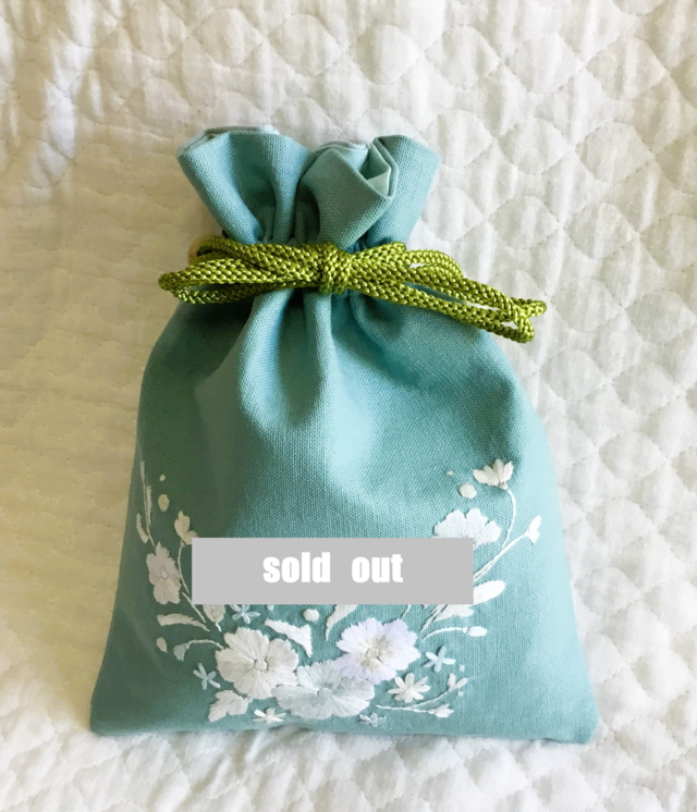花刺繍の巾着・ターコイズグリーン