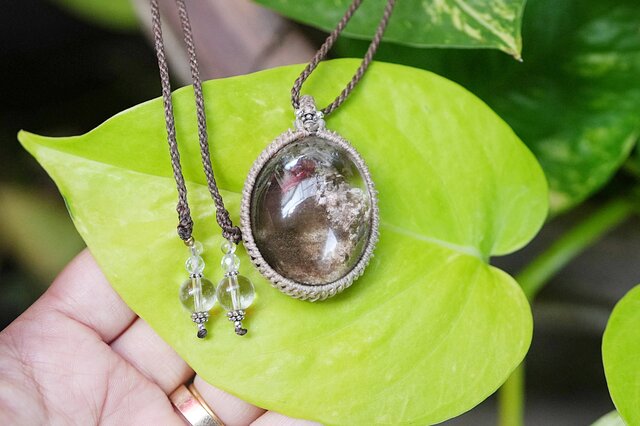 ぷっくり砂漠の城☆ガーデンクォーツ マクラメネックレス1678 | iichi