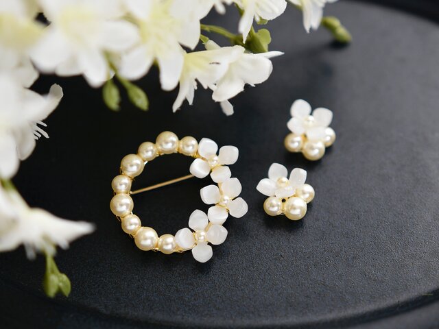 可憐な花のようなこころ　　※イヤリング価格となっております a4a6291cd9e4246a0982de201723a6