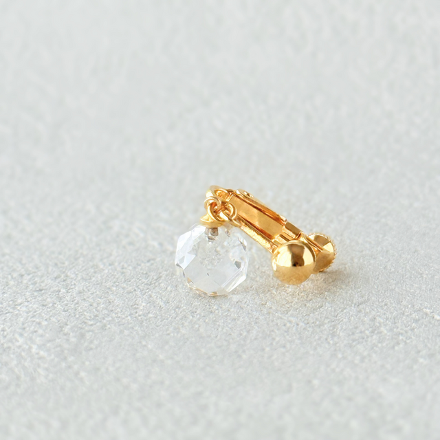 8mm ブリリアントカット クォーツ/白水晶 天然石イヤリング - 光の結晶