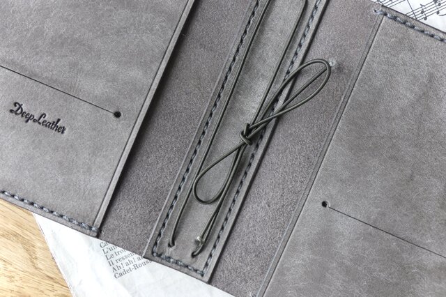 トラベラーズノートカバー／パスポートサイズ／革／グレー | iichi