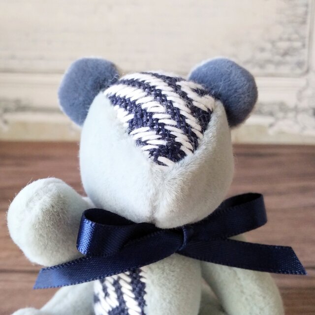 25%OFF】『テディベア』リネンハンカチ刺繍キット【在庫限り
