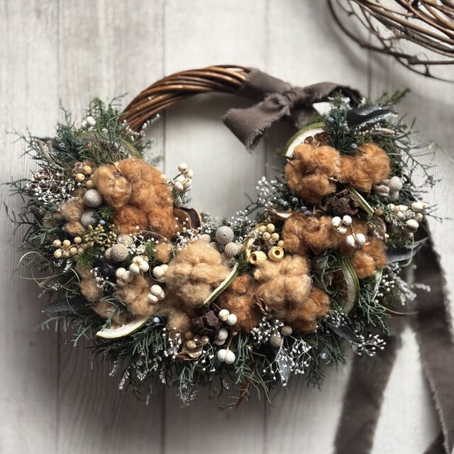 モコモコふわふわ コットンフラワーとグリーンのリース ドライ