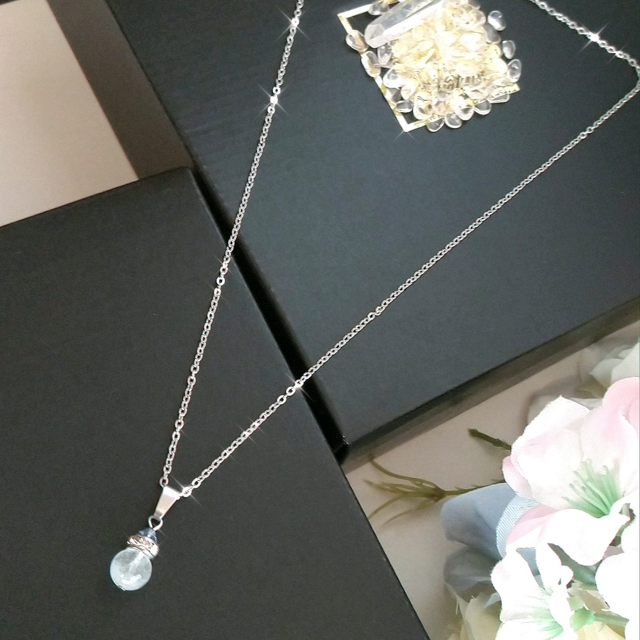 11月の誕生石』ブルートパーズ 天然石のサージカルステンレス