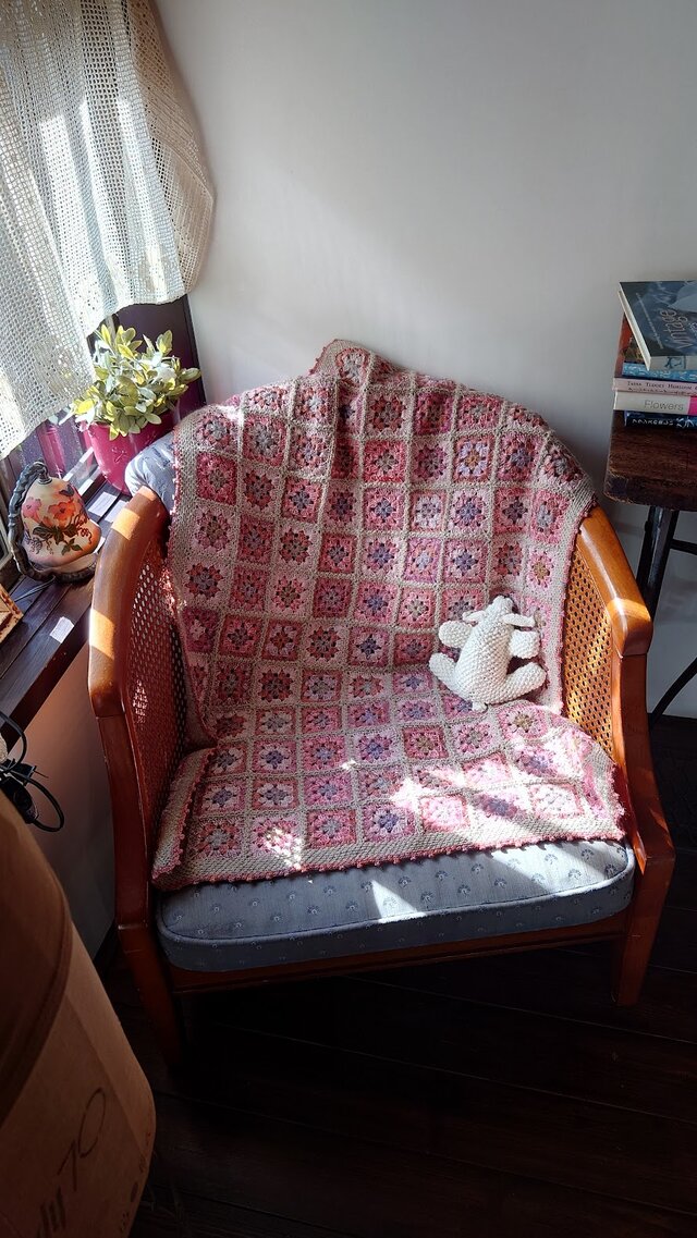 手編みのブランケット（桜）