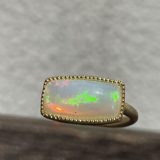 オパール　横長クッション型　4.5ct　シルバーSV925リング