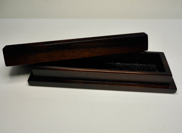 黒柿の楊枝箱 | iichi 日々の暮らしを心地よくするハンドメイドや