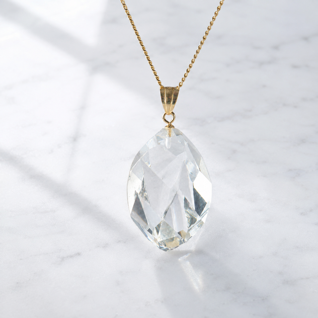 K18 23mm 大粒 クォーツ/白水晶 天然石ネックレス - Prism -clear- M