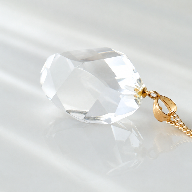 K18 23mm 大粒 クォーツ/白水晶 天然石ネックレス - Prism -clear- M